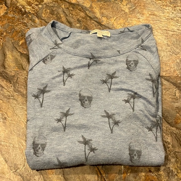 PJ Salvage Tops - PJ Salvage skulls and palm trees top for women. Size small